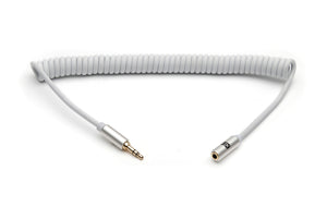 XO 3.5mm Stereo Audio Spiralkabel weiß, 2m - Audio Verlängerungskabel männlich auf weiblich für Apple iPhone, iPod, iPad, Samsung, Smartphones & Tablets, MP3 Players, Lautsprecher, PCs, Kopfhörer, Autoradio